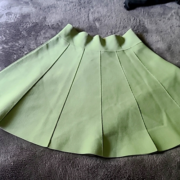 A.L.C. Short knit skirt - Picture 1 of 3